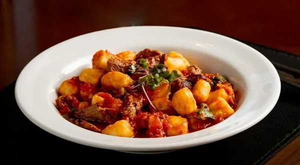 Prato de gnocchi ao sugo La Pasta Gialla